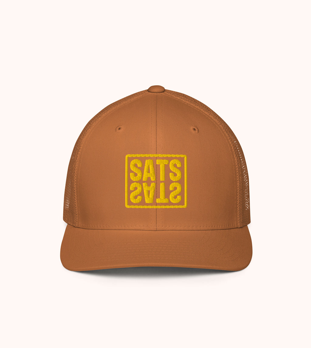 Birdflip® mirror sats fitted mesh trucker hat